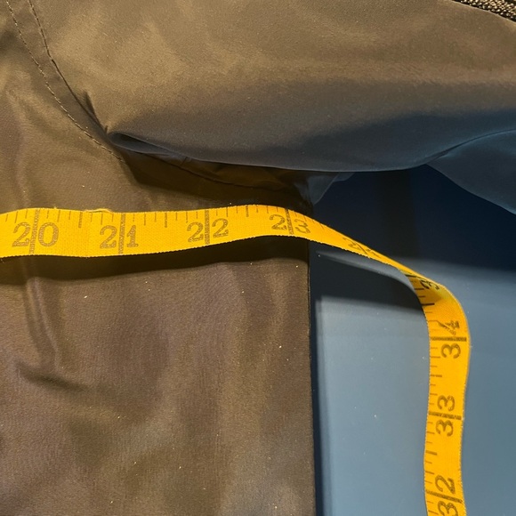 Guess Bomber Jacket (Size M) - Picture 6 of 8